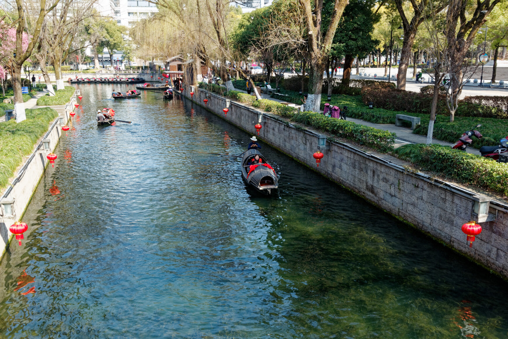 Shaoxing Kanal mit Boten